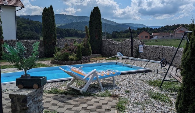 Vacation apartment Luna with pool