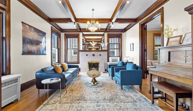 Spacious 7-bedroom house- unique history, modern comforts and incredible views