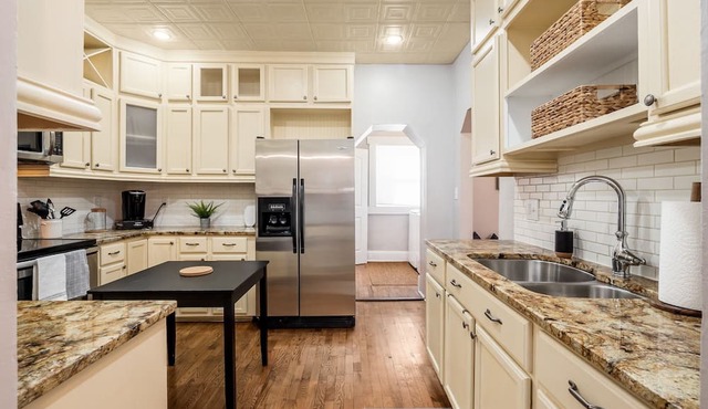 Lovely 5 Bedroom home in Olde Town East of Columbus Ohio