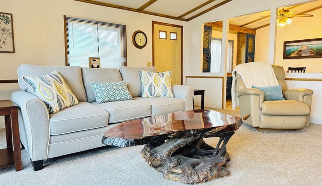 3 Bedroom Home at Richmond Lake on the Water
