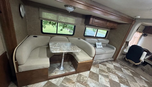 Camper/RV in Woodbine, NJ