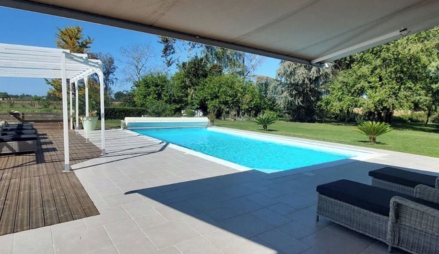 In a beautiful property, very pretty, comfortable guest room in a quiet location.