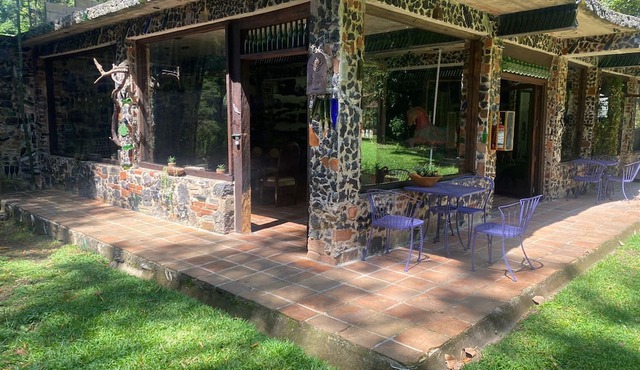 Welcoming 1-bedroom rustic cabin in Coatepec with WiFi