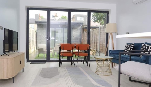 Spacious elegant apartment