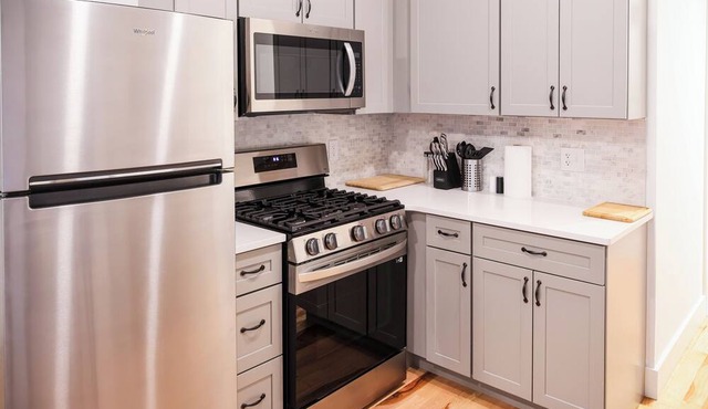 This apartment is a 1 bedroom(s), 1 bathrooms, located in Rochester, NY.