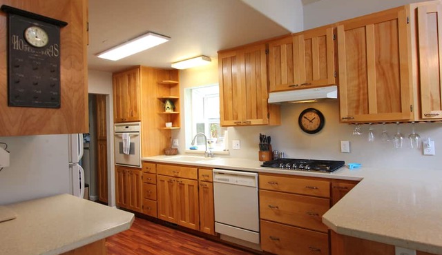 Wildwood Vacation Retreat on Anderson Island