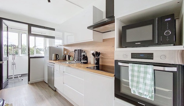 Appartement Charmant Avec Balcon Proche des Thermes