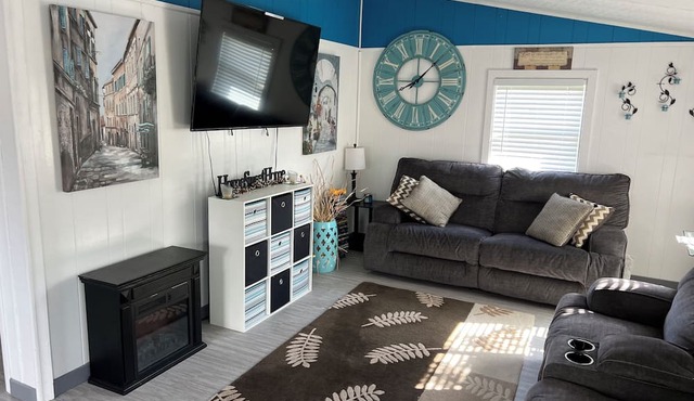 Charming 2-bedroom 2 bathroom house with AC, WiFi in Deer Rive,Mn