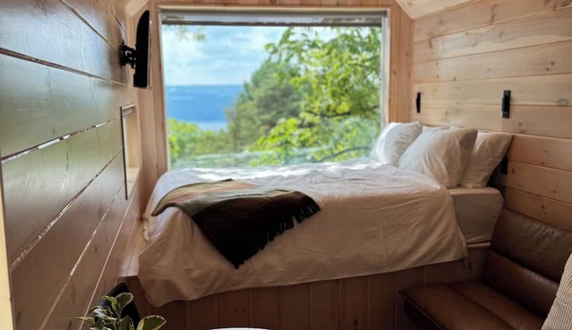 Lakeview Studio Cabin in Perfect Finger Lakes Location