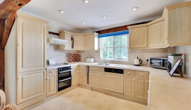 Pass the Keys | Beautiful rural barn