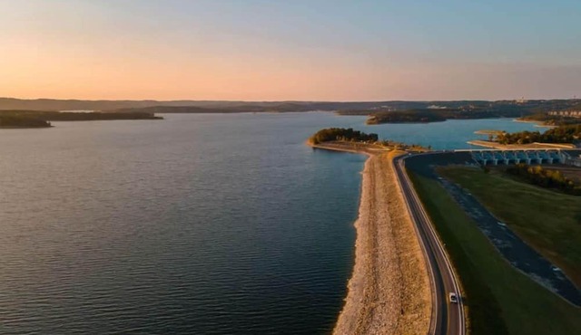 Sunsets-Table Rock Lake-Branson-Thunder Ridge