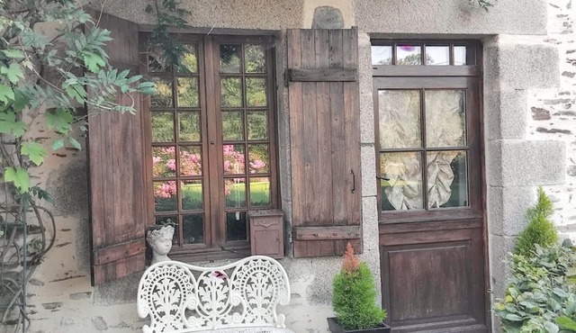 Homerez - Inviting Villa in Bétête with Private Pool