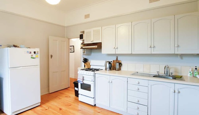 Goose Gully - Central Warrnambool Home