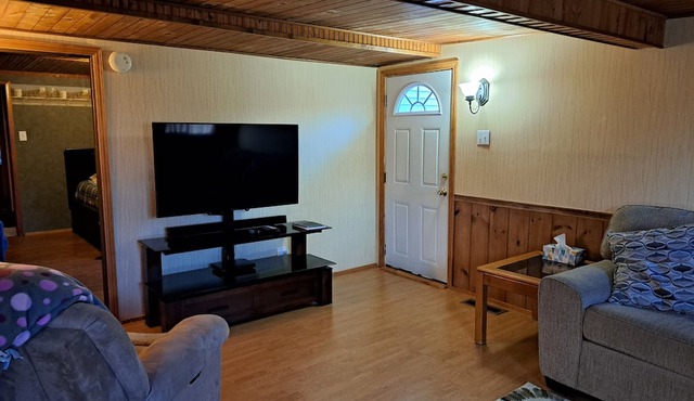 Charming 2-bedroom house just outside of Lowville