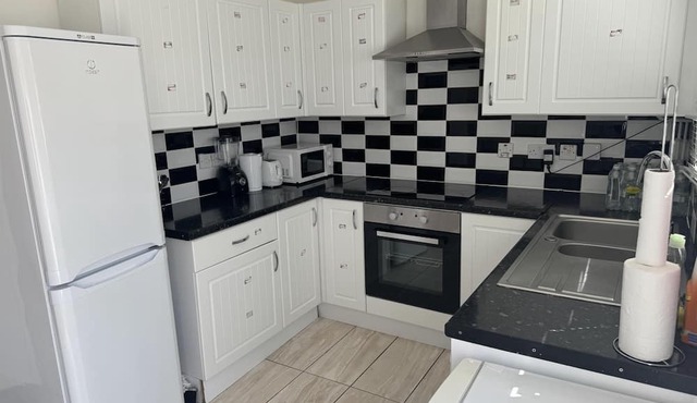 Luxury London Apartment with 3 Bedrooms