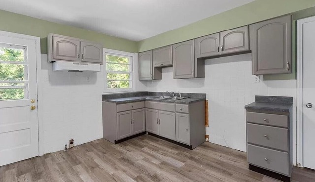 3-bedroom house in enchanting Saint Louis with WiFi, fitness room, AC