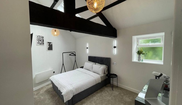 Cozy Studio in Brighouse