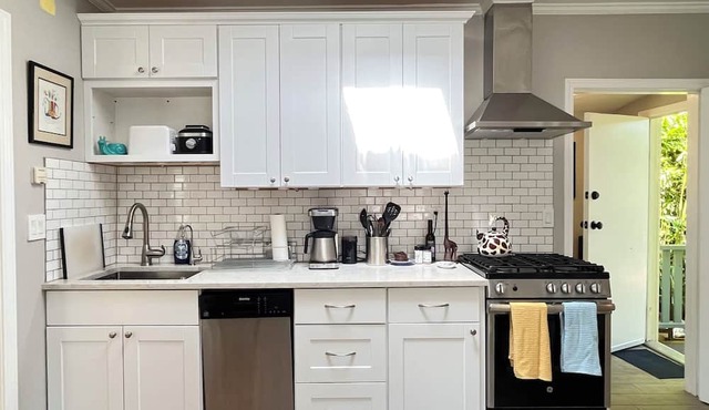 Garden Bungalow Home in Laurel District