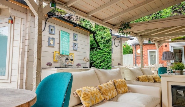 Guest Homes | Quinton House