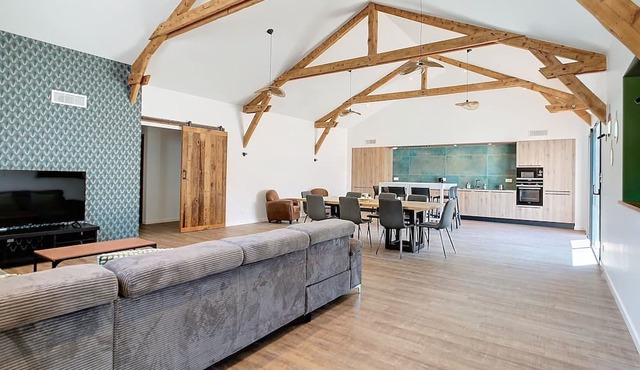 Maison Rénovée de 160m2 au Coeur du Parc du Pilat