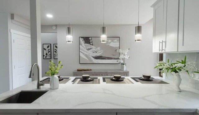 Master Suite with King Size Bed.