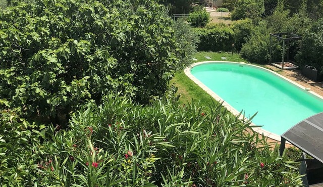 Grande Maison vue sur la Garrigue