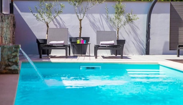 Villa Piano with heated pool