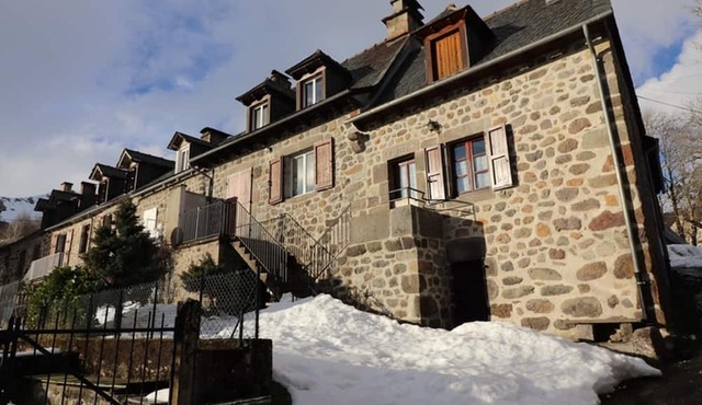 Gite Mandailles-Saint-Julien, 2 bedrooms, 5 persons