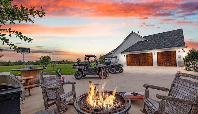 120-Acre Estate:WaterTubing, Livestock,Event Space