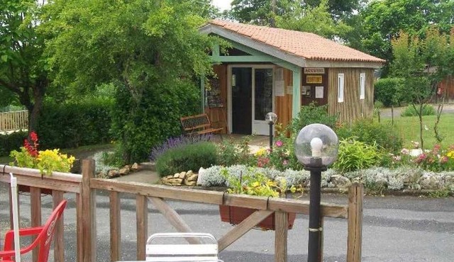 Camping 3 étoiles - Piscine - efaae0