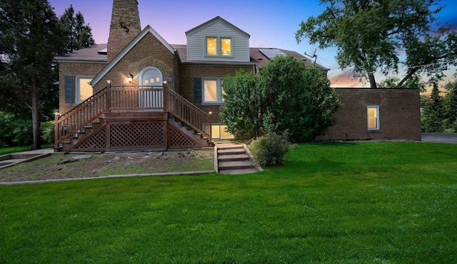 Serene & Charming 5BR Des Plaines Getaway