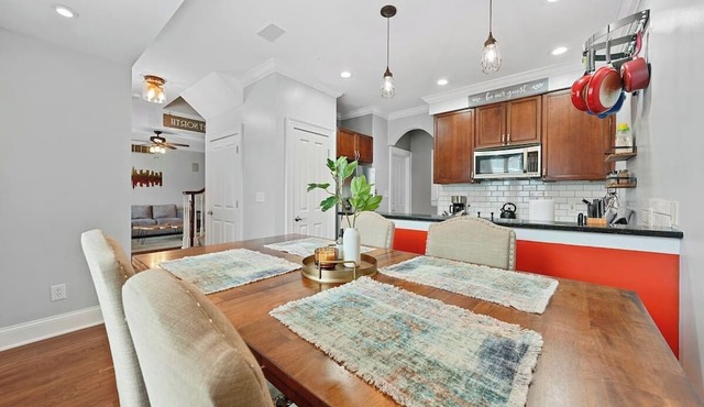 25 Beds /Best Location-2 Homes!