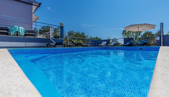 Pool Villa Maro In Nature