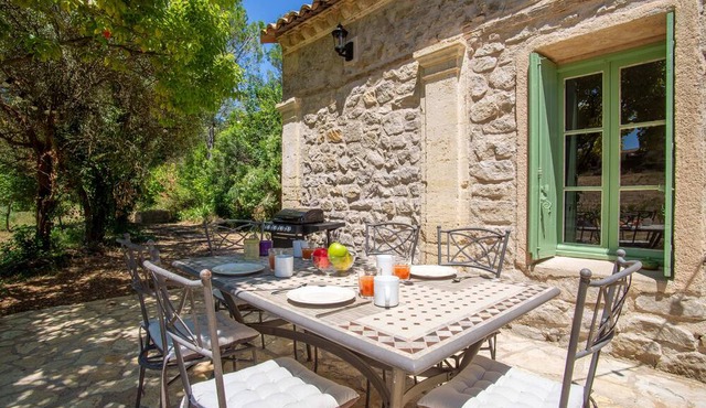 Le Mazet de Sainte Croix