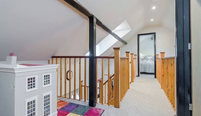 Pass the Keys | ★Walnut Tree Cottage★ Huge garden near Canterbury