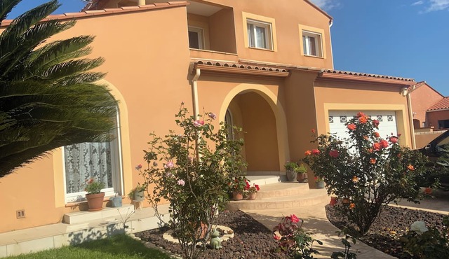 Loue Grand Appartement 50m2 Tout Confort Piscine Proche des Plages a 5 Minutes