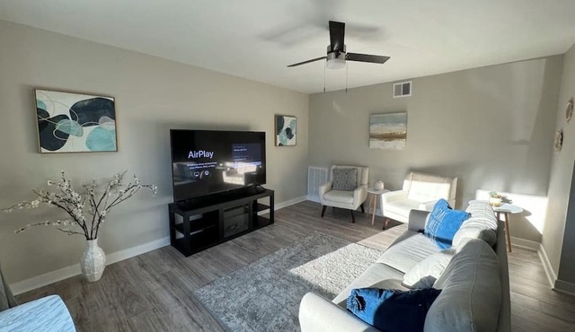 Family Friendly - Cozy RVA Haven
