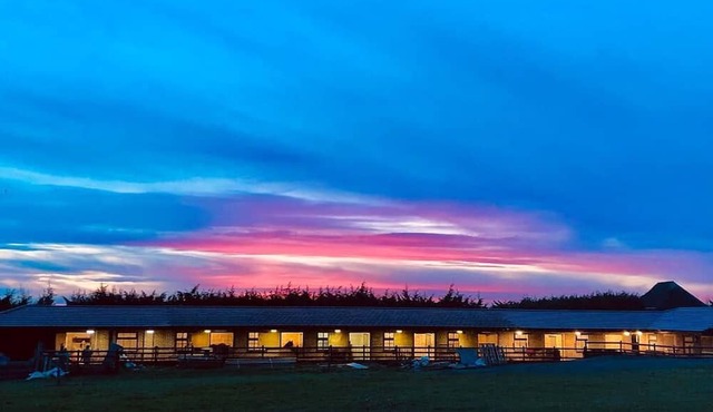 Country retreat on South Downs Way. Bring your own horse and pony rides.