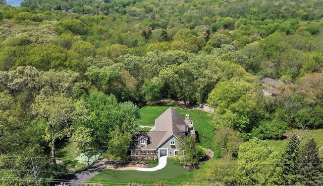 Spacious 5BR Family-Friendly Oasis w/ Hot Tub