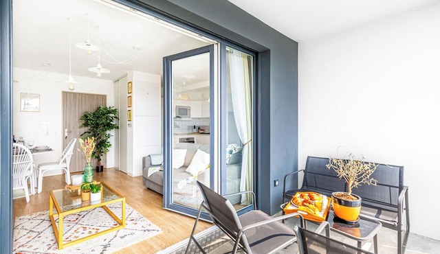 LA Belle Rose Appartement 4 Personnes Proche Gare Bordeaux