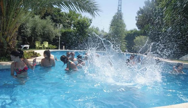 Homerez - Elegant Villa with Pool near Elx