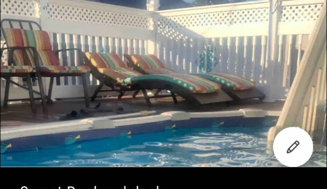 NYC Paradise POOL Oasis Summer Getaway