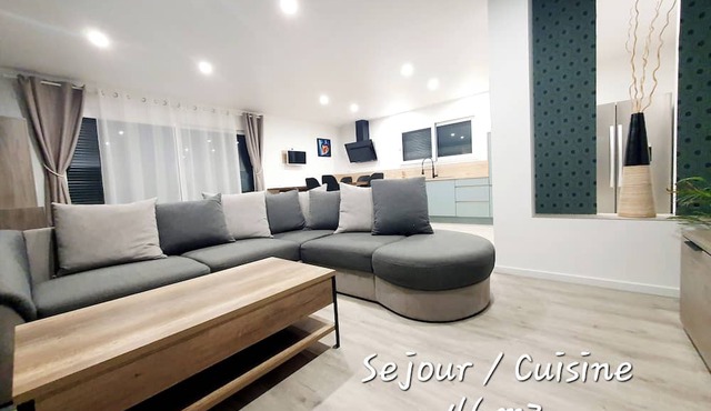 Profitez D'un Séjour Inoubliable Dans une Villa Spacieuse et Bien Équipée