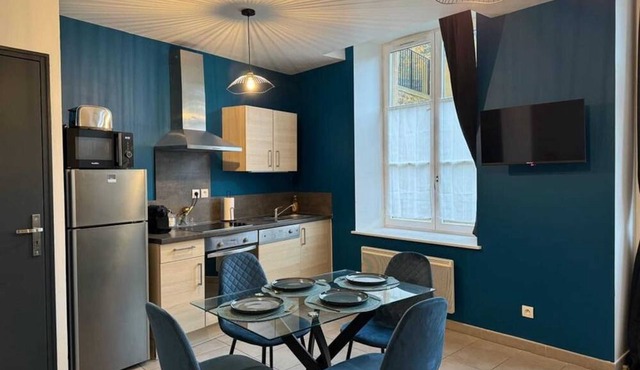 Homerez - Charming Apartment in Sedan - 70 sqm with Terrace