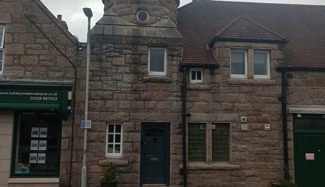 Historical Cottage Royal Deeside Aboyne Abdnshire