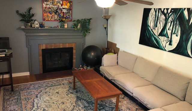 Perfect home football weekend base! 7 min from MSU Stadium