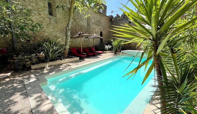 Château " Le Panoramique " Climatisé et Ressourçant Avec Piscine