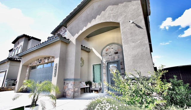 Tierra Haven Farmhouse Retreat. Charming home on El Paso's east side.