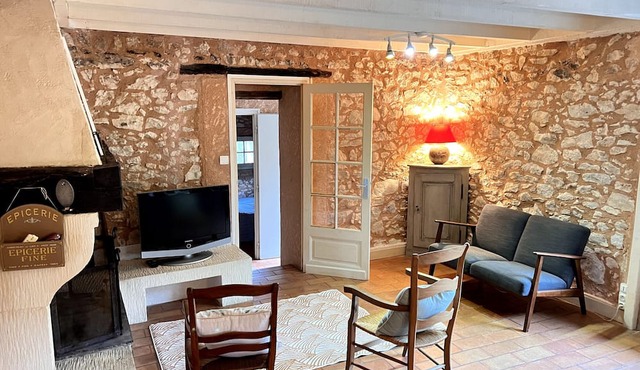 Holiday Home 'Gite Triguedina 6 Personnes Piscine' with Private Pool, Private Terrace and Wi-Fi