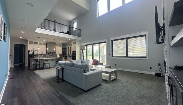 Best Rental in the Midwest! 15 Acres